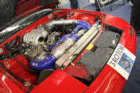 「ユーノス・コスモ」の3ローターエンジンを移植した2代目「RX-7」。