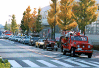 ヒストリックカー、青梅を走るの画像