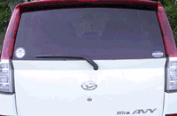 写真をクリックするとシートが倒れるさまが見られます。