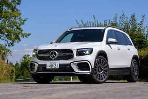 メルセデス・ベンツGLB」の限定車「エディションブラックスターズ