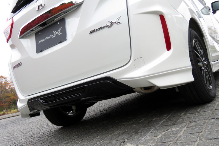 ホンダ・フリード モデューロX Honda SENSING（6人乗り）