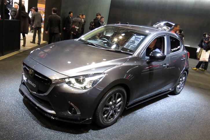 マツダ・デミオ カスタムスタイル2017