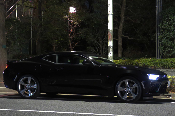 日の出前の東京・武蔵野にて。真冬の朝の武蔵野はホントに寒い。シートヒーターやステアリングヒーターのありがたみが骨身に染みた。