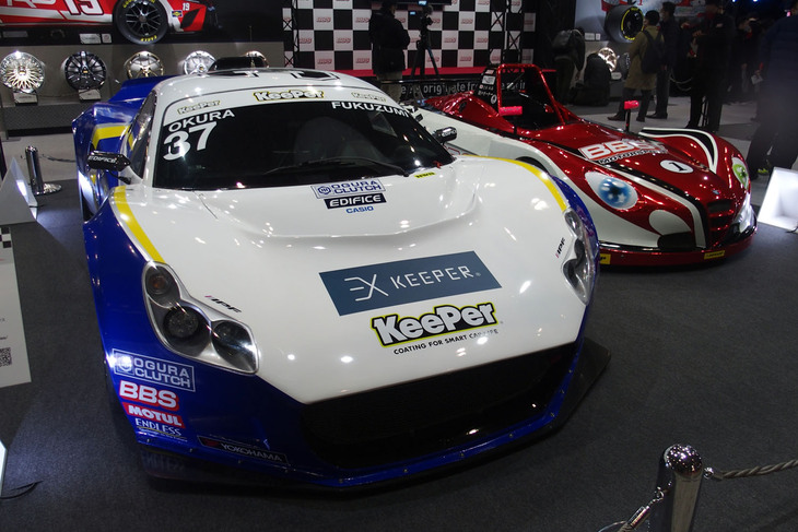 2013年にスタートした「INTER PROTO SERIES」参戦用のワンメイクマシン「Kuruma」。搭載されるエンジンはトヨタ製の4リッターV6で、電子デバイスを省いたピュアなレーシングマシンとして知られる。