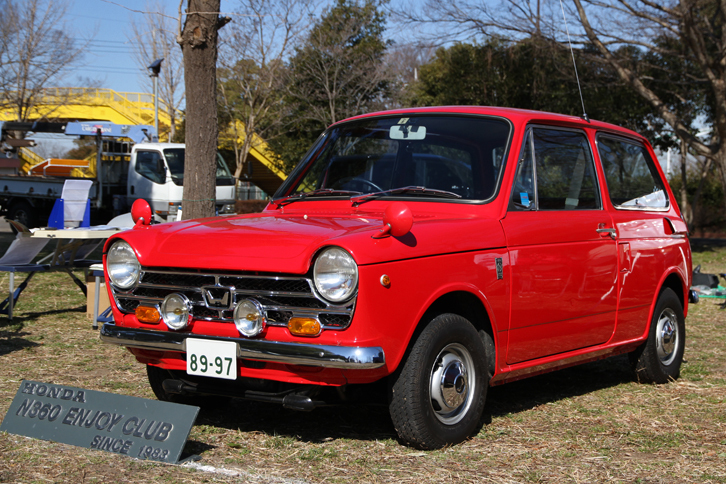 1968年「ホンダN360S」。「N360」は1967年3月にモノグレードで発売され、同年12月にデラックス仕様の「Mタイプ」、そして翌1968年2月にスポーティー仕様の「Sタイプ」が加わった。スポーティーモデルとはいえエンジンはノーマルと同じで、ツインキャブの「Tシリーズ」が加わるのは同年10月のことだった。