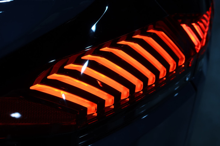 トヨタRAV4コア（リアランプ）