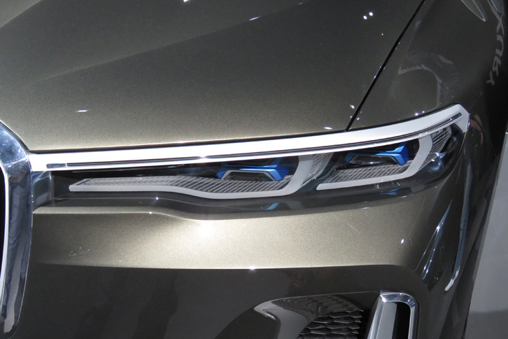 BMWコンセプトX7 iパフォーマンス