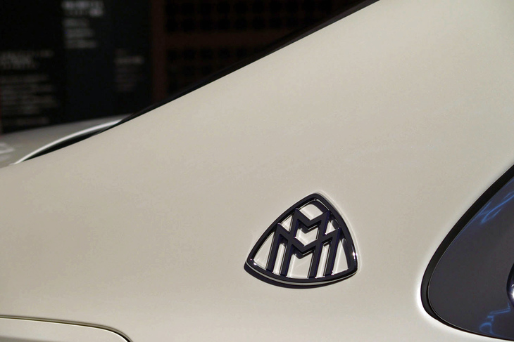 メルセデス・マイバッハSクラス（エンブレム）