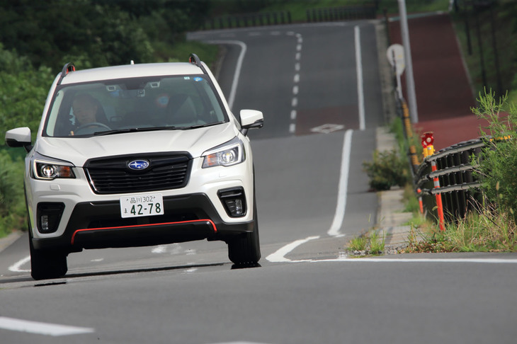 スバル・フォレスターX-BREAK