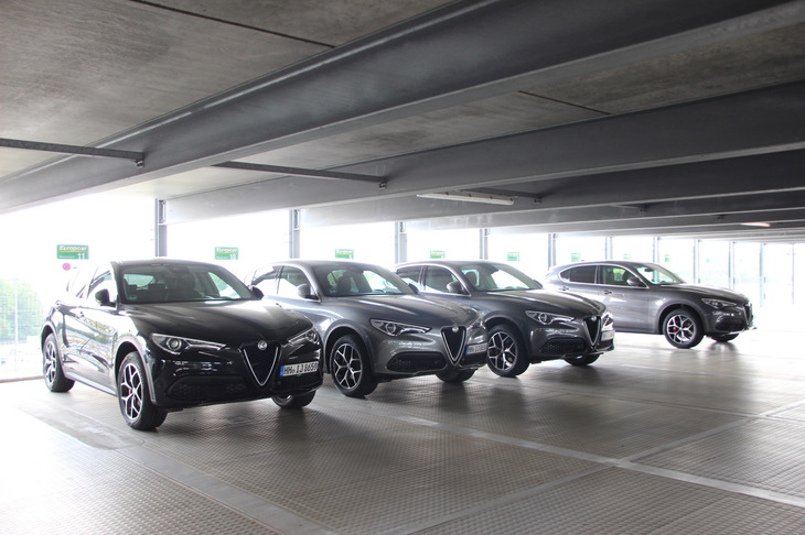 「ステルヴィオ」は、フリート需要にも期待されている。ドイツ・ハーン空港のレンタカー駐車場にて見かけた4台並び。2018年6月撮影。