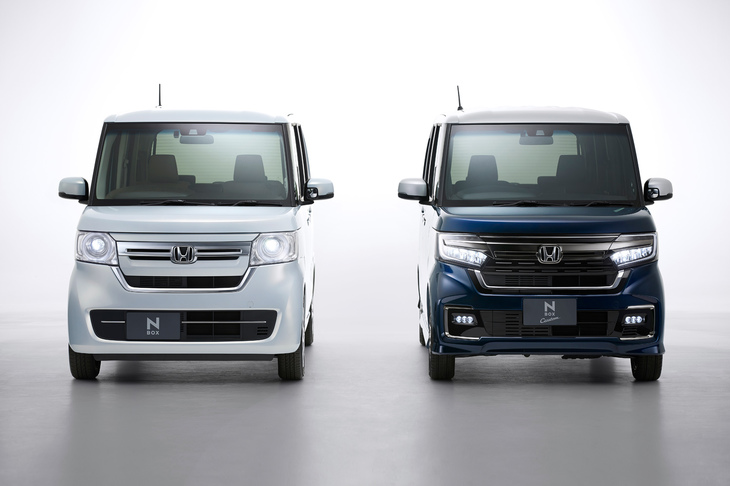 軽乗用車の販売を見ると、1位が「ホンダN-BOX」（写真）、2位が「スズキ・スペーシア」、3位が「ダイハツ・タント」と、1～3位をスーパートールワゴンが独占。例年通り、ノッポな軽が試乗をけん引する結果となった。