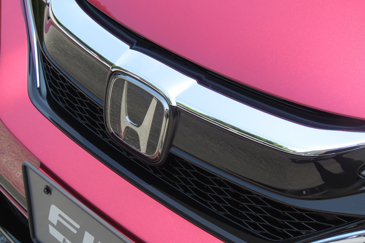 ホンダ・フィット ハイブリッドS Honda SENSING（フロントグリル）
