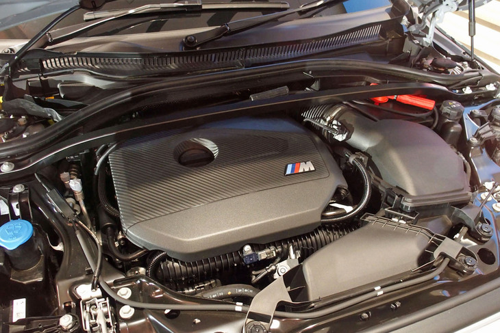 M235i xDriveグランクーペ（エンジン）