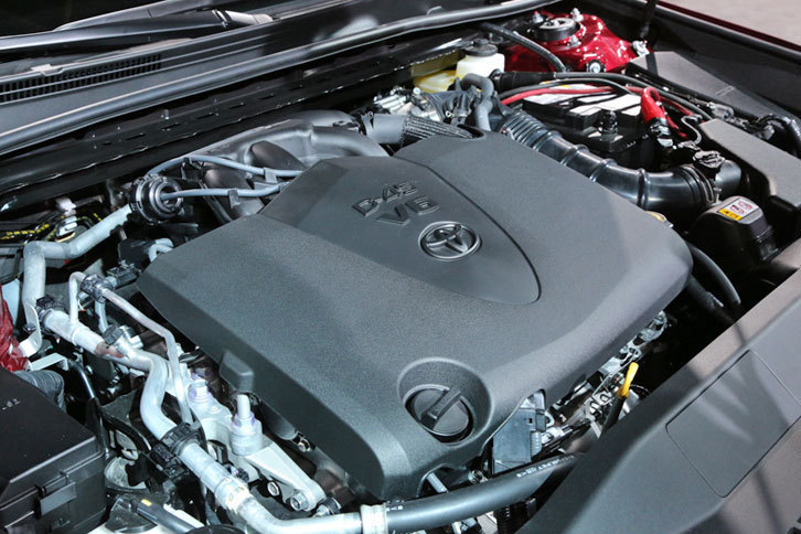 トヨタ・カムリXSE（エンジン）