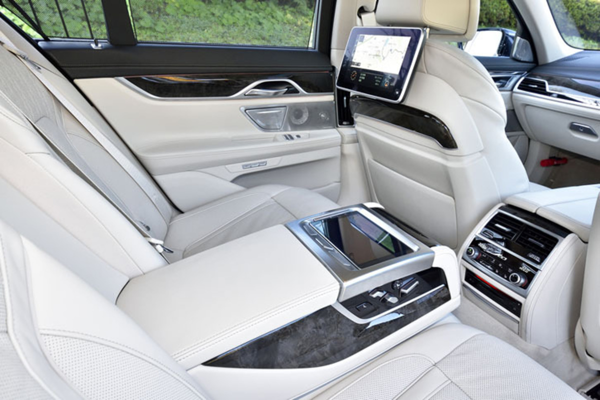 BMW 740i（FR/8AT）【試乗記】 エレクトロニクスの旗艦 - webCG