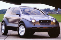 中村氏がいすゞ時代にチーフデザイナーとしてデザインを手がけたクロスオーバーSUV「ビークロス」のコンセプトモデル。