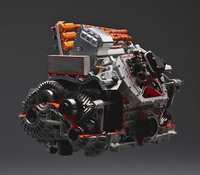 エンジンの後方に搭載される8段DCT。その上方にモーターが組み合わされている。