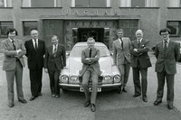 1980年にジャガーのCEOとなったジョン・イーガン（中央）。英国の名門を再生に導いた。（写真：Newspress）