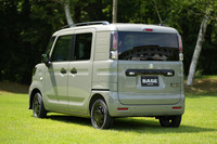 スズキからオシャレな軽商用車「スペーシア ベース」登場の画像