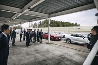 取材日には約100人のディーラーマンが参加。研修は3週間にわたって開催され、全国から約1500人が参加することになっている。