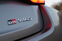 トヨタGRヤリスRZ“ハイパフォーマンス”＋エアロパフォーマンスパッケージ【試乗記】の画像
