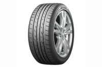 （同215/45R17）
