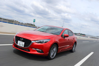 マツダでは、新たに1.5リッターディーゼルモデルが加わることで、「アクセラ」の国内販売台数の半数ほどがディーゼル車になるのではないかと予想している。