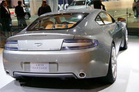 アストンマーチン「AMV8ヴァンキッシュ」