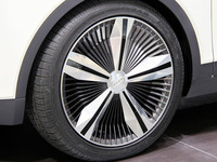 「A2コンセプト」のホイール。