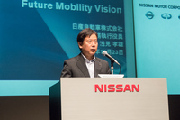 自動運転技術の開発体制について説明する、日産の浅見孝雄専務執行役員。