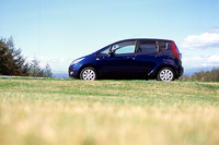 【スペック】コルト1.3L「エレガンス・バージョン」：全長×全幅×全高＝3870×1680×1550mm/ホイールベース＝2500mm/車重＝1030kg/駆動方式＝FF/1.3リッター直4DOHC16バルブ（90ps/5600rpm、12.3kgm/4250rpm）/車両本体価格＝129.0万円