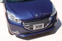 →「プジョー208」のさらに詳しい写真はこちらから
