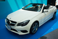 「メルセデス・ベンツE250カブリオレ」