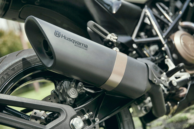 ハスクバーナ・ヴィットピレン701（MR/6MT）【レビュー】 歴史がつむぐ