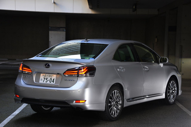 レクサスhs250h バージョンl Ff Cvt 試乗記 次の一歩が見てみたい Webcg