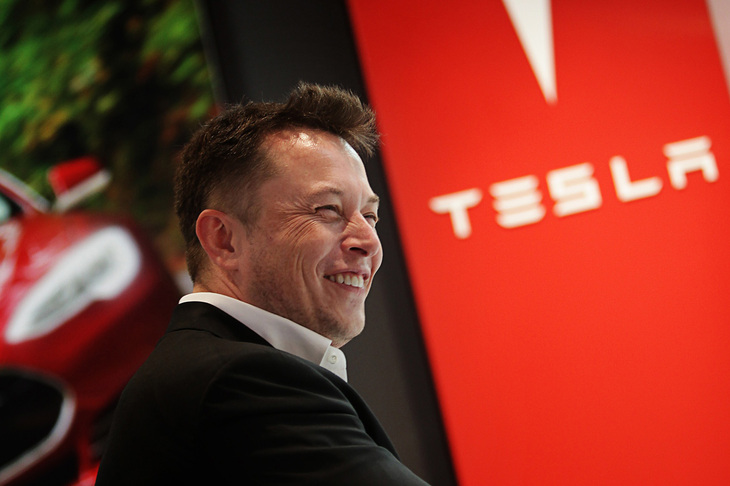 
	X（旧ツイッター）のオーナーであり、テスラやスペースXなどのCEOを務めるイーロン・マスク氏。2025年1月からの第2次トランプ政権では、政府効率化省の議長も務める予定だ。
	