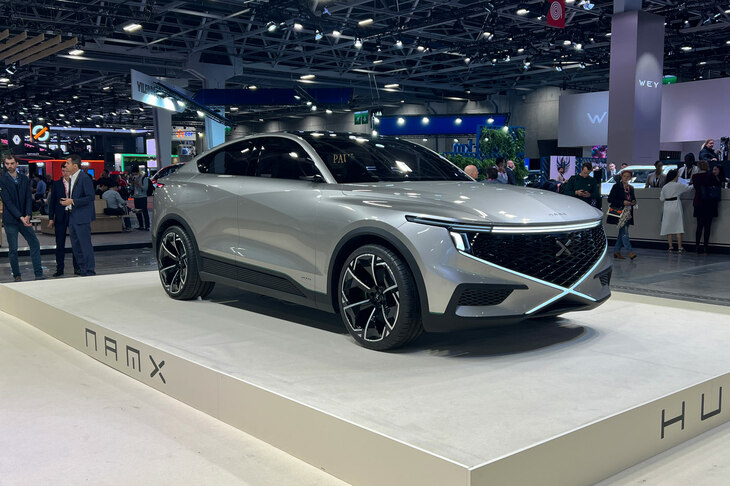 ピニンファリーナの手になる燃料電池車「NamX HUVプレミアム」。