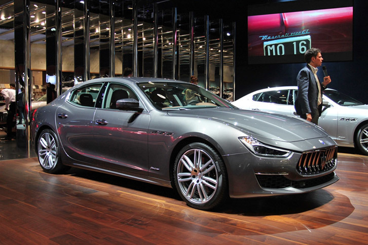 マセラティ・ギブリ グランロッソ（エクステリア）