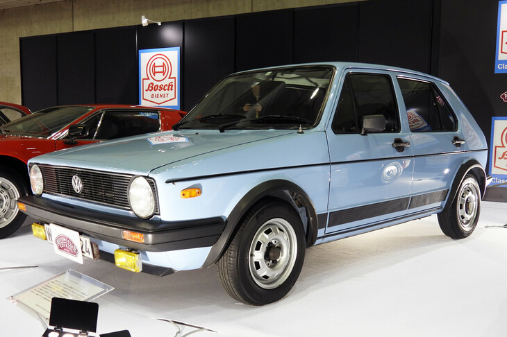 「オートモビル カウンシル2025」の主催者展示より、ジョルジェット・ジウジアーロ氏がデザインした初代「フォルクスワーゲン・ゴルフ」。