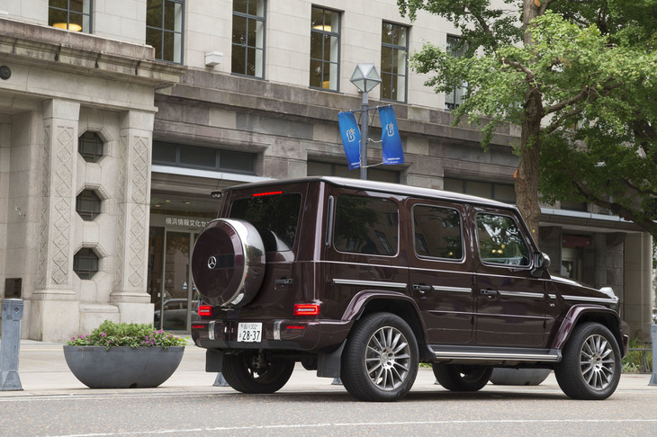 1979年にデビューした、メルセデスの高級クロスカントリービークル「Gクラス」。初のモデルチェンジで誕生した新型は、2018年1月に世界初公開され、同年8月からは日本でのデリバリーが開始された。