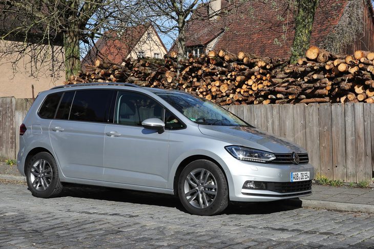 「ゴルフトゥーラン」のディーゼルモデルは、2018年夏の日本導入が予定されている。