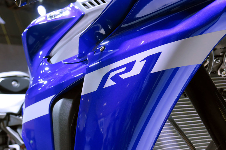 ヤマハYZF-R1