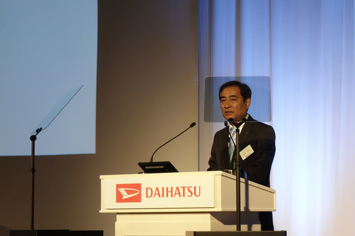 商品説明を行ったダイハツ 製品企画部エグゼクティブチーフエンジニアの南出洋志氏。