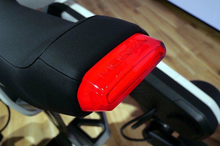 スズキ・モクバ