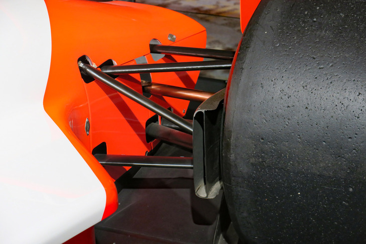 マクラーレンMP4/5B 1990年（リアサスペンション）