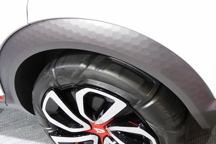 ダイハツDNトレック（エクステリア）