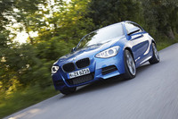 BMW M135i（FR/8AT）【海外試乗記】