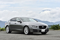 ジャガーXE 2.5ポートフォリオ