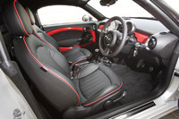 MINI初の2シーター、「MINIクーペ」上陸の画像