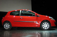 欧州COTY受賞車、新型「ルノー・ルーテシア」は3月発売の画像